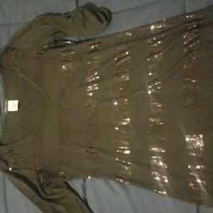 Cute 3/4 sleeve sequin top